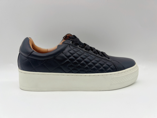 সাদা অ স্লিপ রাবার Outsole সঙ্গে অবসর মহিলাদের ফ্ল্যাট চামড়া জুতা